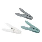 Pack of 32 round clothes pegs