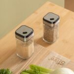 Glass salt and pepper pot set with bamboo stand - Afbeelding 10