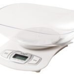 Kitchen scale with a bowl